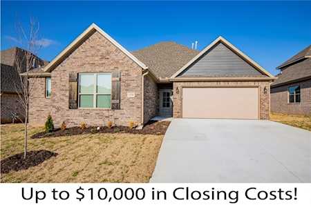 4310 SW Pawhuska St Bentonville, AR 72713