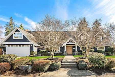 8945 SE 56th St Mercer Island, WA 98040