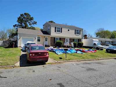 321 Dexter St Chesapeake, VA 23324