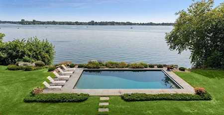 2328 Huntington Point Road W Minnetonka Beach, MN 55391