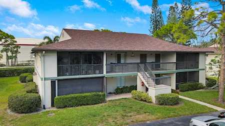 6404 Chasewood Drive #F Jupiter, FL 33458