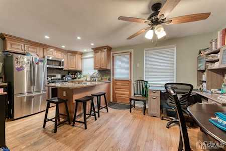 8 Kate Lane Metuchen, NJ 08840