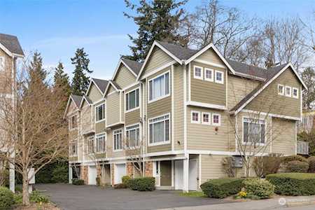 7218 NE 182nd St #5 Kenmore, WA 98028