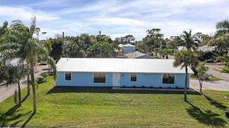 1052 SW 27th Street Palm City, FL 34990