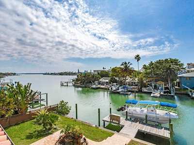 325 140th Ave E Madeira Beach, FL 33708