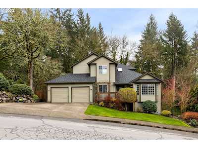 1655 Killarney DR West Linn, OR 97068