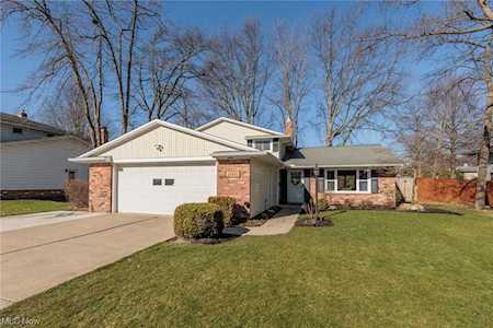 2000 Salem Parkway Westlake, OH 44145