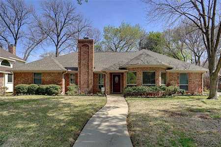 2001 Burning Tree Lane Denton, TX 76209