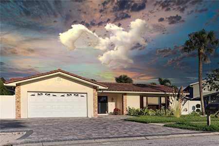 3905 Doral Dr Tampa, FL 33634