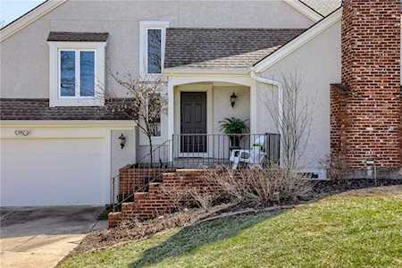 9523 W 121st Terrace Overland Park, KS 66213