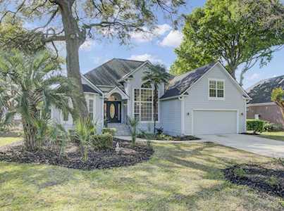 1276 Waterfront Dr Mount Pleasant, SC 29464