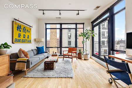 130 Jackson St #4-D Brooklyn, NY 11211