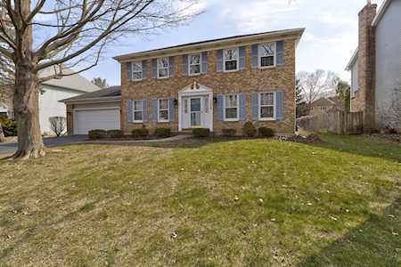 1524 Cascade Ct Naperville, IL 60565