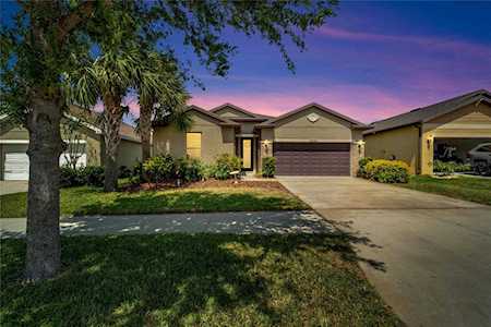 16434 Treasure Point Dr Wimauma, FL 33598