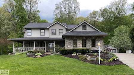12258 Parkside Circle Washington Twp, MI 48094