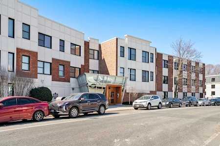 99 Chestnut Hill Ave #321 Boston, MA 02135