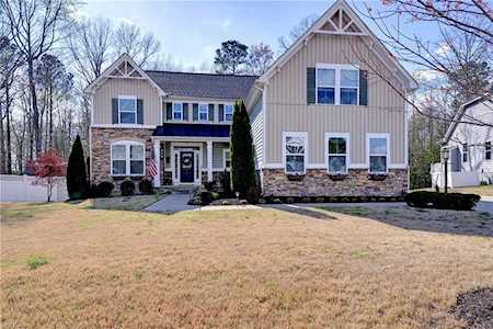 2652 Brownstone Circle Williamsburg, VA 23185
