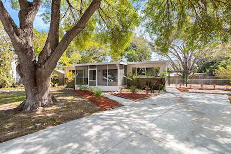 9325 90th TERRACE Seminole, FL 33777