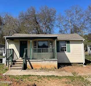 1917 Paris Rd Knoxville, TN 37912