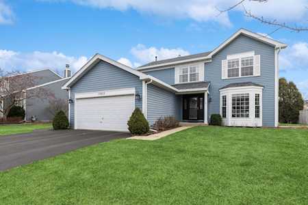 17913 W Elsbury St Gurnee, IL 60031
