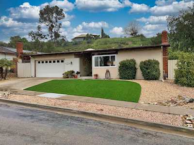 6393 Lake Athabaska Pl San Diego, CA 92119