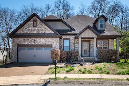 129 Otter Glenn Dr Hendersonville, TN 37075