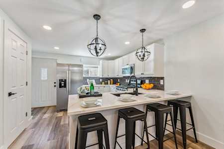 4767 Groves Road Columbus, OH 43232