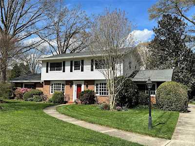 1012 14th Ave Dr NW Hickory, NC 28601