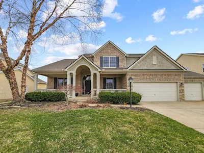 4737 Hoffman Farms Drive Hilliard, OH 43026