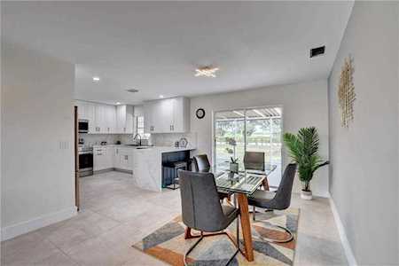 9490 Richmond Cir Boca Raton, FL 33434