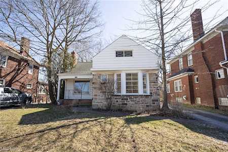 2373 S Taylor Rd Cleveland Heights, OH 44118