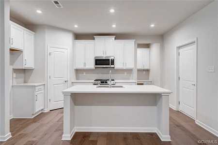 6816 Welara Run #604-6 Moseley, VA 23120