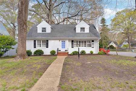 9 Milford Rd Newport News, VA 23601