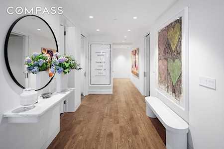 433 E 74th St #3AB/4B New York, NY 10021