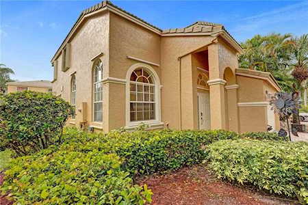 4727 NW 115th Te Coral Springs, FL 33076