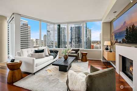 500 106th Ave NE #2105 Bellevue, WA 98004
