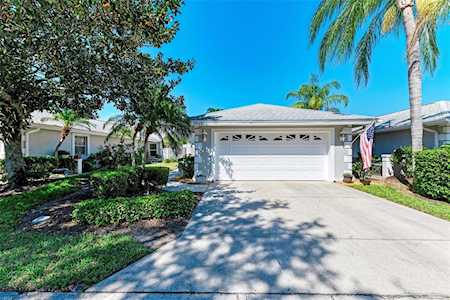 5542 Country Club Way Sarasota, FL 34243