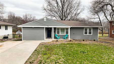 711 SE Douglas St Lee's Summit, MO 64063