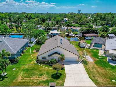 7007 9th Ave NW Bradenton, FL 34209
