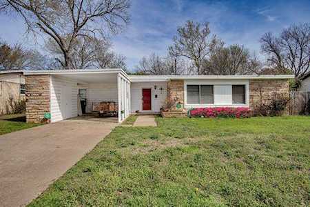 2904 Martin Lydon Avenue Fort Worth, TX 76133