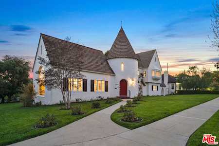 1504 Bel Aire Dr Glendale, CA 91201