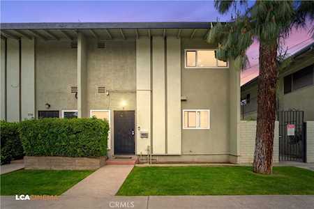 1108 Oleander Ave Bakersfield, CA 93304