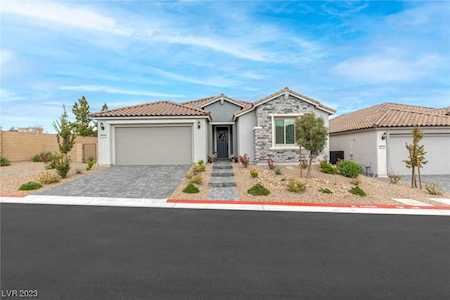 9960 Pine Trail Ave Las Vegas, NV 89166
