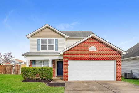 1539 Beaconcrest Circle Murfreesboro, TN 37128