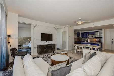 3101 Bayshore Dr #1204 Fort Lauderdale, FL 33304