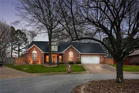 2888 N Quail Creek Dr Fayetteville, AR 72703