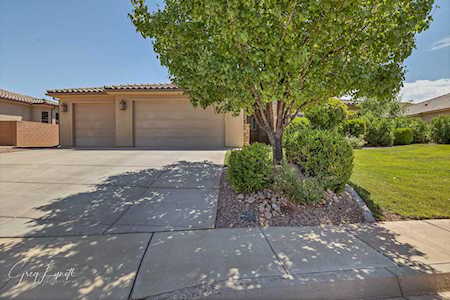 2463 S Eagles Nest DR Washington, UT 84780