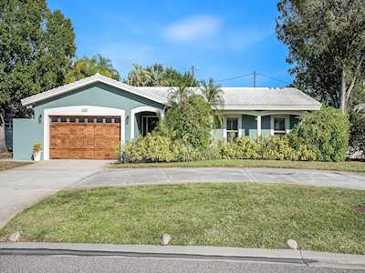 1848 Sailfish Rd S South Pasadena, FL 33707