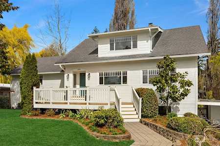 528 10th Ave Kirkland, WA 98033