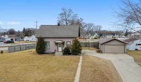 933 Lyndon St Green Bay, City of Green Bay, WI 54303-3839
